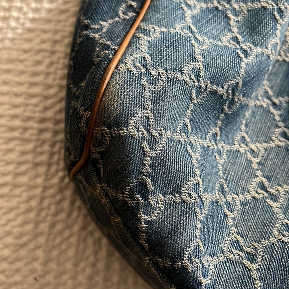 Denim Gucci Sukey bag - Picture 10 of 15